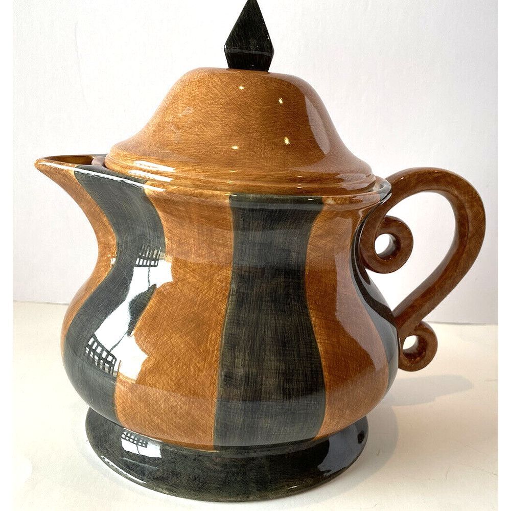 Demdaco Teapot by Deb Hrabik 2002 Holds 8 Cups of Tea/Coffee